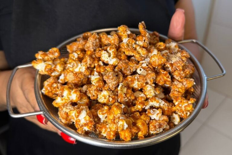 Pipoca de Paçoca Crocante: A Receita de Festa Junina Mais Fácil e Viciante
