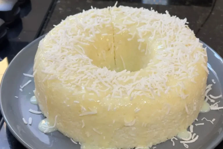 Bolo de Tapioca Cremoso: Receita Fácil, Rápida e Deliciosa!