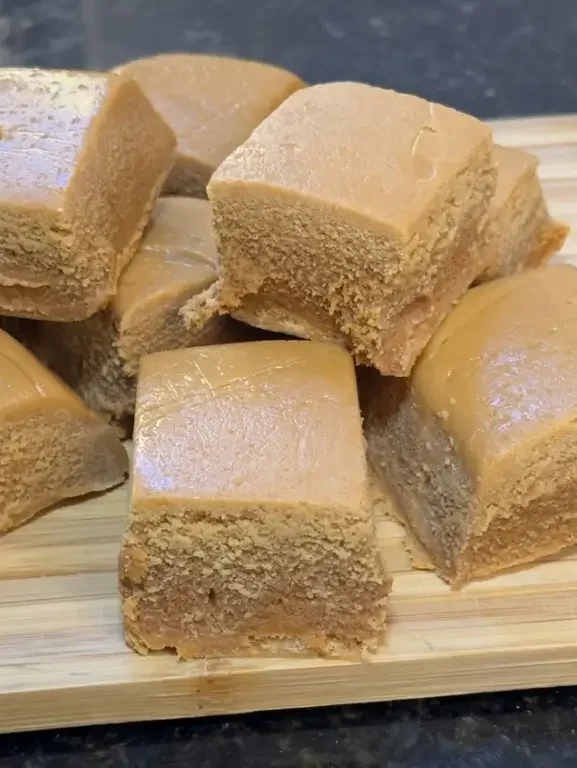 Doce de Corte de Leite em Pó com 3 Ingredientes