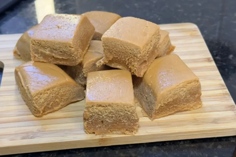 Doce de Corte de Leite em Pó com 3 Ingredientes