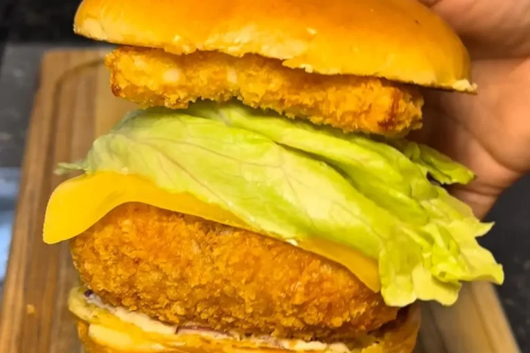 Hambúrguer de Tilápia Crocante: O Melhor Lanche de Peixe da Sua Vida!